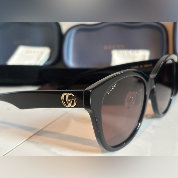 Gucci 💅🏻✨ Black Designer GG Round Designer Sunglasses GG1002SK 002 56-20-145 - Picture 4 of 10